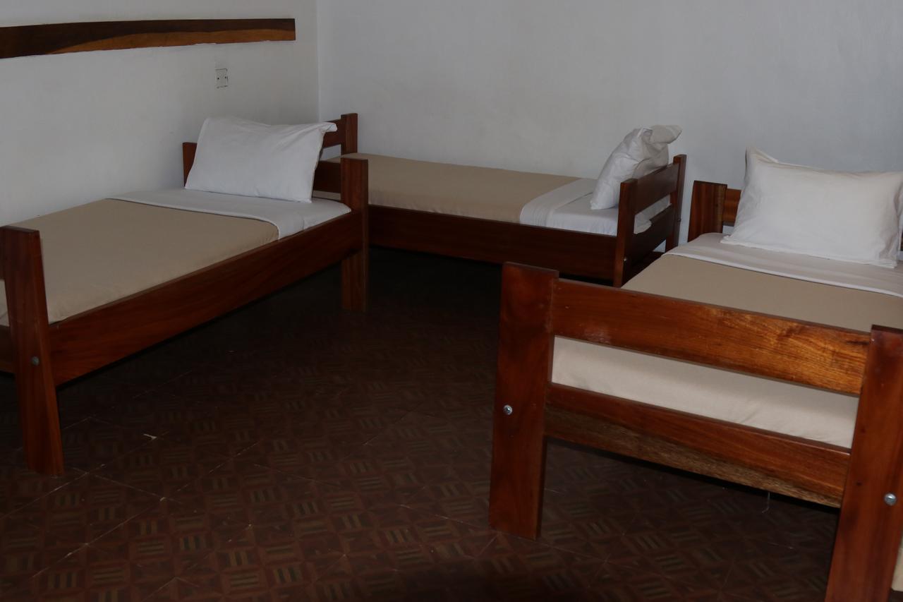 Neneu Hotel Моші Екстер'єр фото