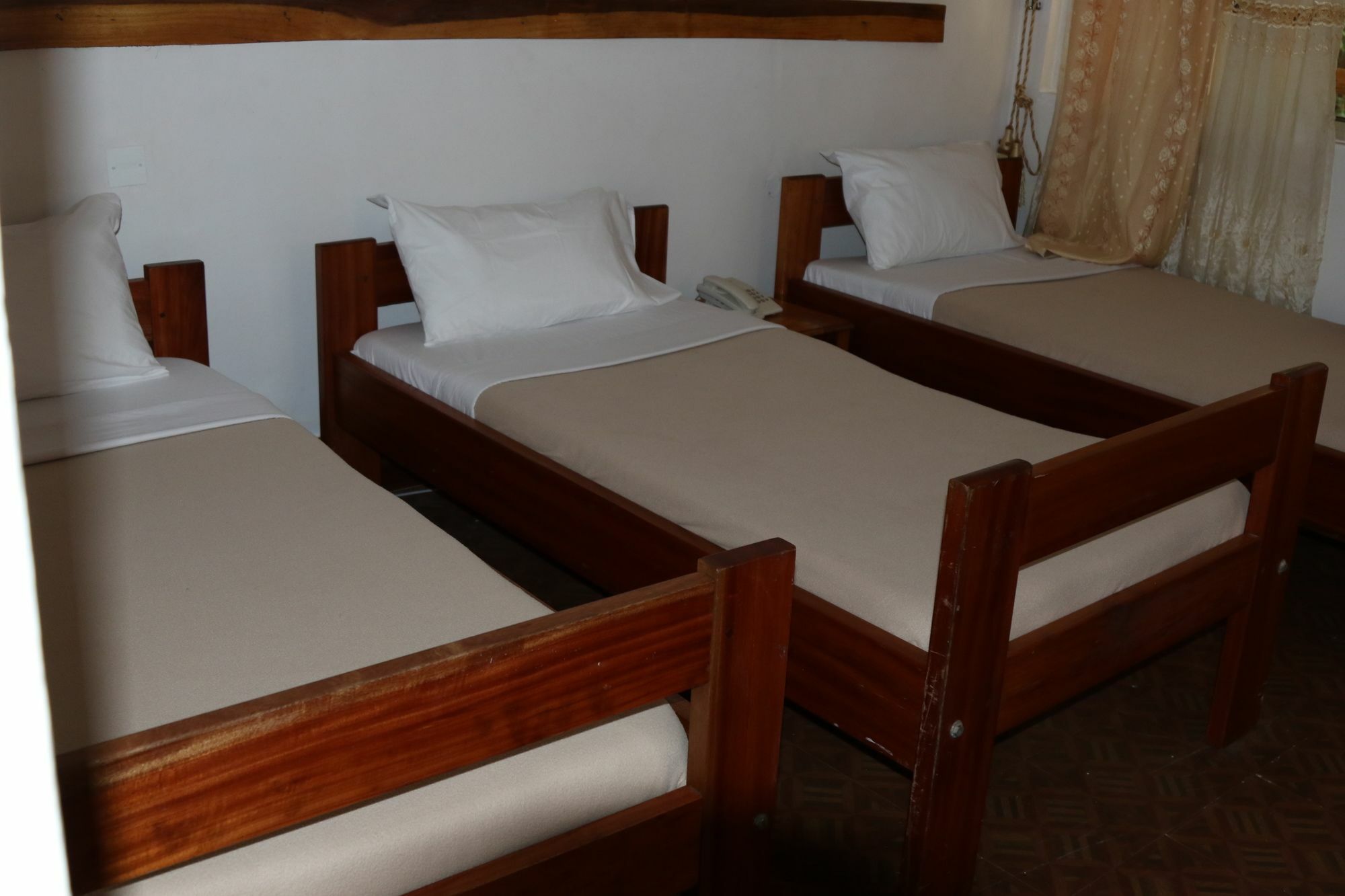 Neneu Hotel Моші Екстер'єр фото